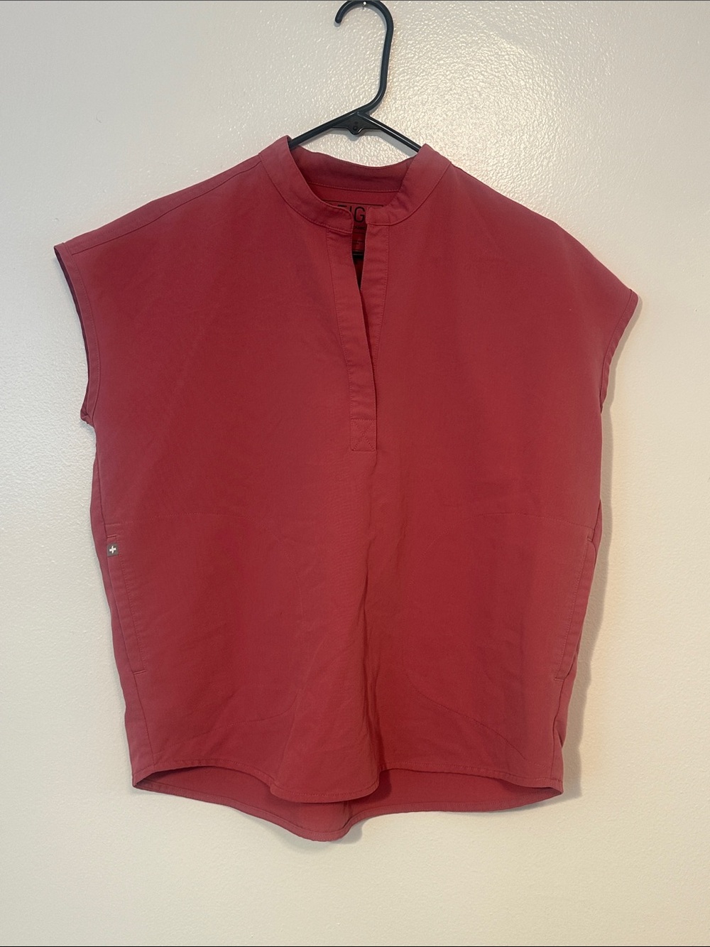 Figs Women's Split-Neck Tunic Size Small